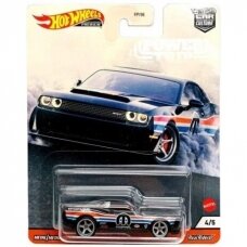 Hot Wheels Premium 2018 Dodge Challenger SRT