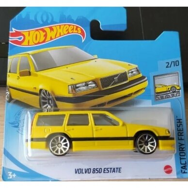 Hot Wheels Mainline Volvo 850 Estate yellow short card