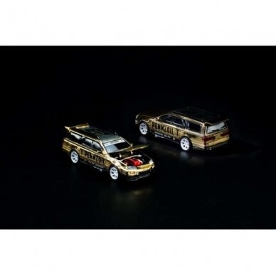 Pop Race Nissan Stagea, chrome gold