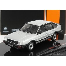 PRE-ORD3R IXO Models Modeliukas 1/43 1985 Volkswagen Passat B2, silver