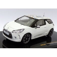 PRE-ORD3R IXO Models 2010 Citroen DS3 Kenzo, white