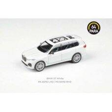 PRE-ORD3R Para64 BMW X7 *Right Hand Drive*, white (cars in a deluxe Acrylic window box)