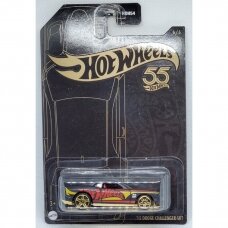 Hot Wheels Pearl and chrome 2015 Dodge Challenger SRT