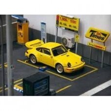 Tarmac Works Porsche 911 RSR 3.8, yellow