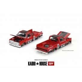 Mini GT Kaido House Modeliukas Chevrolet Silverado Kaido V1 pick-up, red/ black stripes