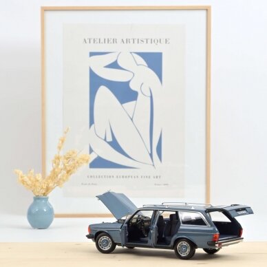 PRE-ORD3R Norev Modeliukas 1/18 1980 Mercedes Benz 200 T, blue