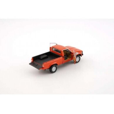 PRE-ORD3R BM Creations Modeliukas 1980 Toyota Hilux N60 pick-up, orange