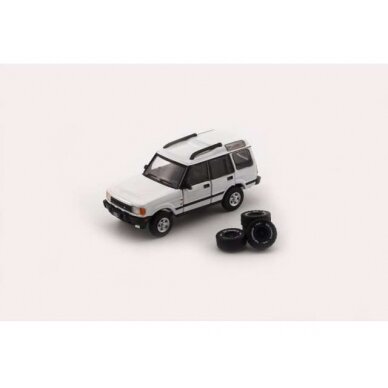 PRE-ORD3R BM Creations 1998 Land Rover Discovery 1 left hand drive, white