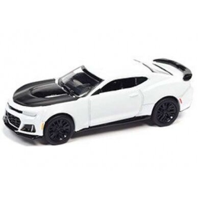 PRE-ORD3R Auto World 2019 Chevrolet Camaro ZL1, gloss white