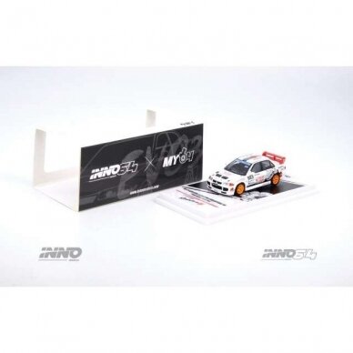 PRE-ORD3R INNO64 Modeliukas 1/64 Mitsubisho Lancer EVO III #983 *Trackerz Racing*, white/black/red