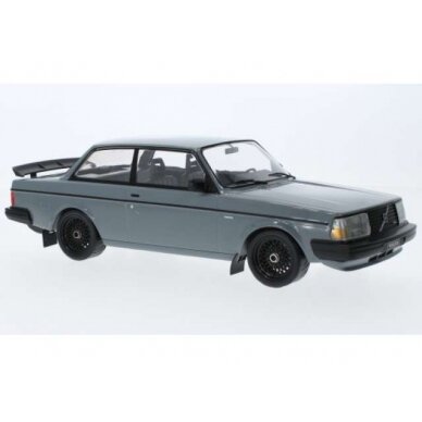 PRE-ORD3R IXO Models Modeliukas 1/18 1986 Volvo 240 Turbo Custom, grey