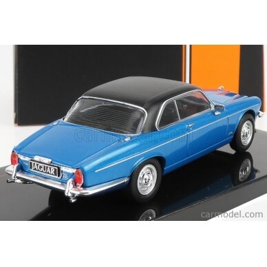 PRE-ORD3R IXO Models 1/43 1976 Jaguar XJ12C, blue metallic/matt black