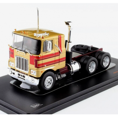 IXO Models Modeliukas 1/43 1977 Mack Serie F, metallic beige/red