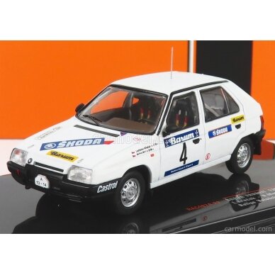 PRE-ORD3R IXO Models 1/43 1989 Skoda Favorit 136 L No.4 Rally Valasskaa Zima Krecek/Borivoj