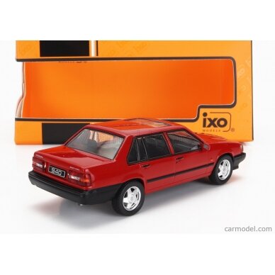 PRE-ORD3R IXO Models 1/43 1990 Volvo 940 Turbo, red