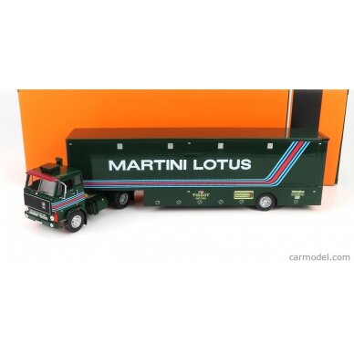 PRE-ORD3R IXO Models Modeliukas Volvo F88 *Martini Lotus Racing* Race Transport, green