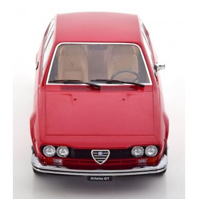 PRE-ORD3R KK Scale Modeliukas 1/18 1976 Alfa Romeo Alfetta GT 1.6, red
