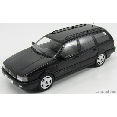 KK Scale Modeliukas 1988 Volkswagen Passat B3 VR6 Variant, black metallic