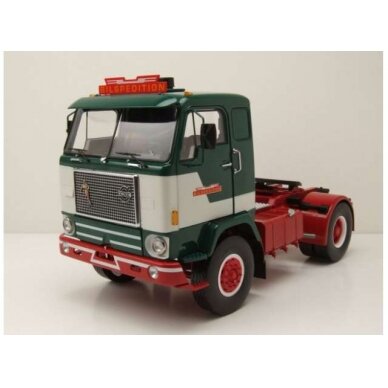 PRE-ORD3R MCG Modeliukas 1/18 1971 Volvo F88, green