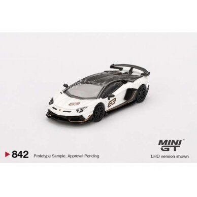 PRE-ORD3R Mini GT 1/64 2022 Lamborghini Aventador SVJ 63 Bianco Asopo, white/black