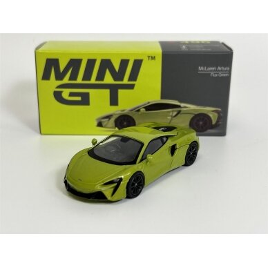 PRE-ORD3R Mini GT 1/64 McLaren Artura Flux, green