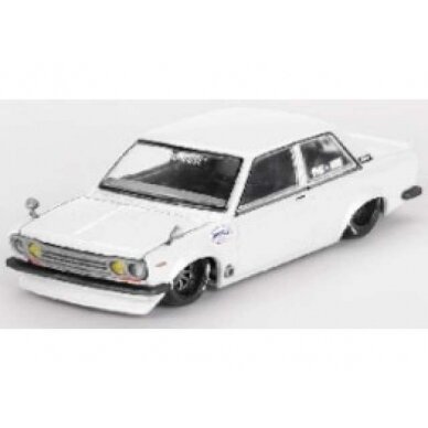 Mini GT Modeliukas 1969 Datsun 510 Street Nismo V2, white (yra Sandėlyje)