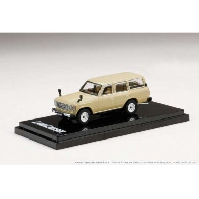 Hobby Japan Modeliukas 1981 Toyota Landcruiser 60 GX, traditional beige