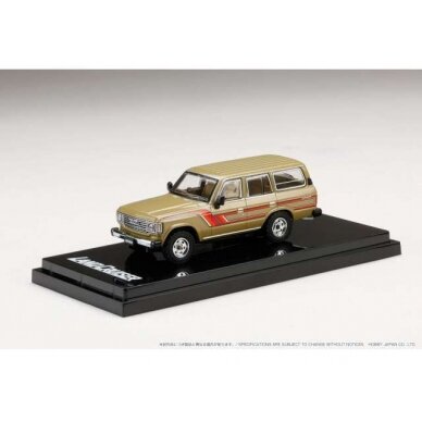 PRE-ORD3R Hobby Japan Modeliukas 1984 Toyota Landcruiser 60 GX with side decal, beige metallic