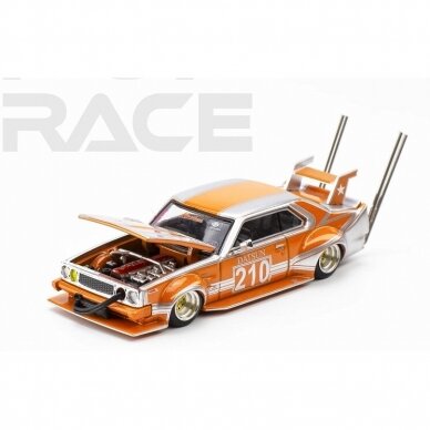 Pop Race Limited Modeliukas Nissan Skyline C210 Kaido Racer *Bosozoky Style*, copper-brown/silver (yra Sandėlyje)