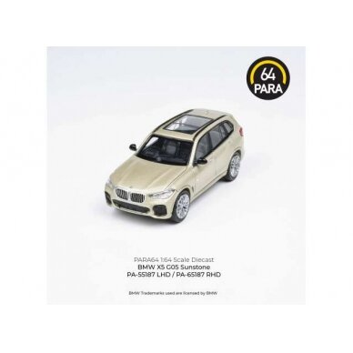 PRE-ORD3R Para64 Modeliukas BMW X5 *Right Hand Drive*, sunstone (cars in a deluxe Acrylic window box)