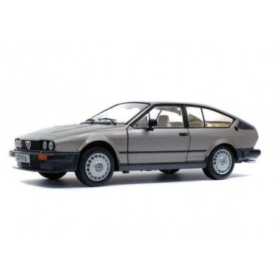 PRE-ORD3R Solido Modeliukas 1984 Alfa Romeo GTV6, silver