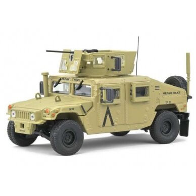 PRE-ORD3R Solido Modeliukas M1115 Humvee Military Police, beige