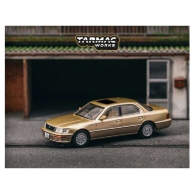 PRE-ORDER Tarmac Modeliukas 1/64 Lexus LS400, champagne beige metallic