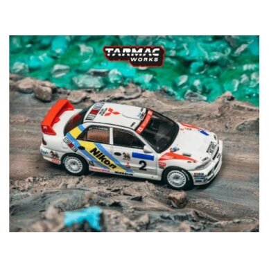 PRE-ORD3R Tarmac Modeliukas 1/64 Mitsubishi Lancer Evolution III, #2 K. Eriksson/S. Parmander Hong Kong-Beijing Rally 1995 Winner, white/red/blue