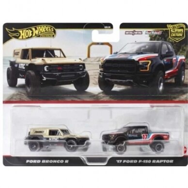 Hot Wheels Premium 2-pack 2017 Ford F150 Raptor & Ford Bronco R