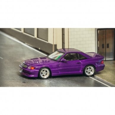 Tarmac Works Modeliukas Mercedes Benz SL500 Koenig Specials, purple