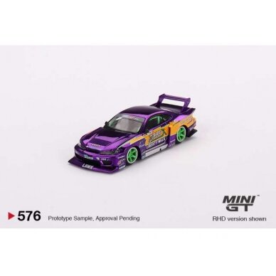 Mini GT Modeliukas Nissan Silvia S15 LB-Super Silhouette #555 2022 Formula Drift Japan, purple/green/orange (be gamyklinės plėvelės) (yra Sandėlyje)